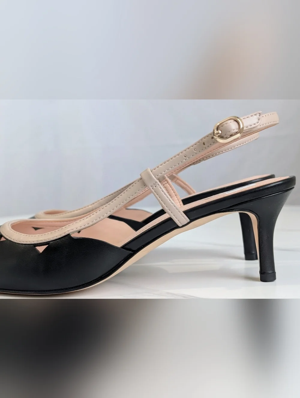 Kate Spade Veyda Slingback Kitten Heels Black Warm Beige Pointed Toe 8B NWOB